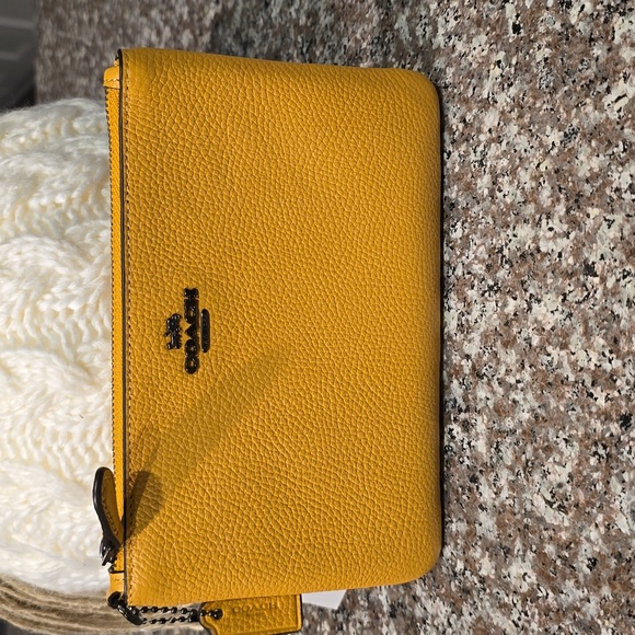 Coach Handbags - NWT large Coach wristlet honeycomb pebbled leather Dark yellow 🐝
